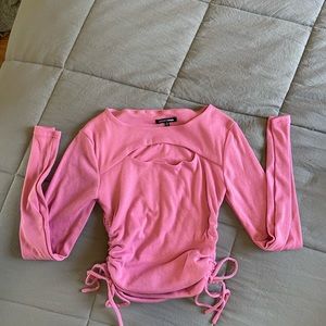 long sleeve crop top with synch sides and cutout
